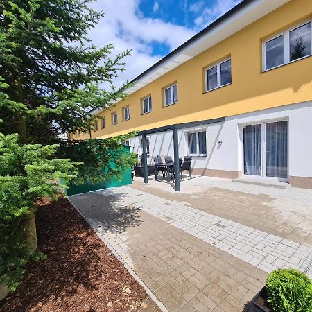 Apartman Kuba Frymburk Buitenkant foto